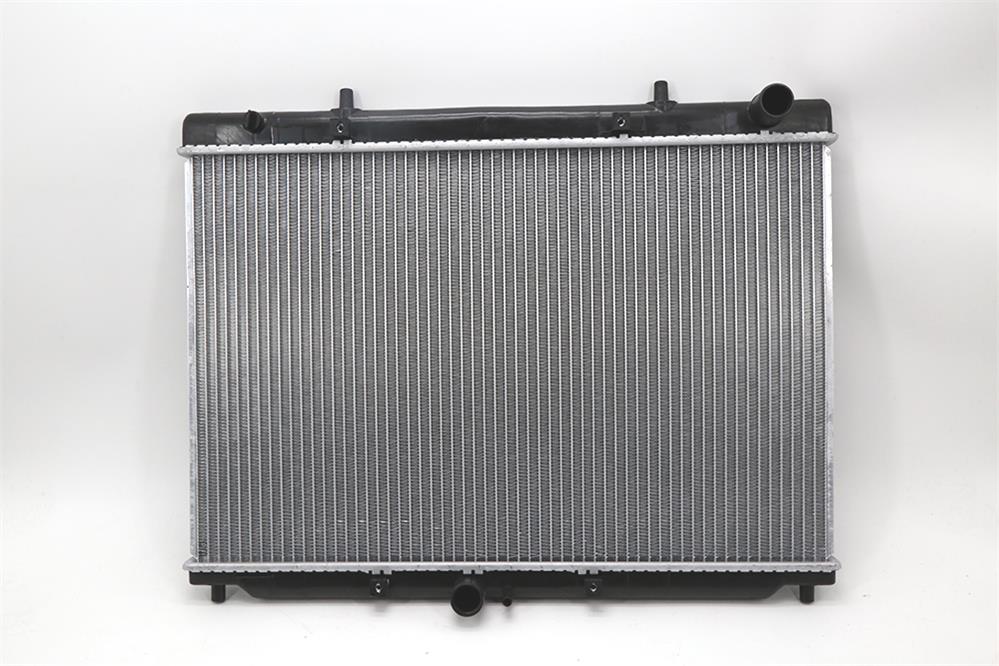 23887561 SGMW SAIC Wuling nouveau radiateur en aluminium Rong Guang MT