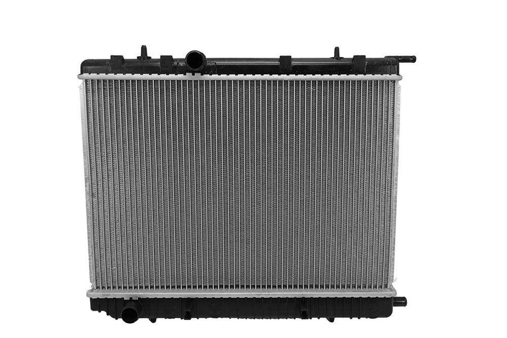 2801000 DongFeng voiture AEOLUS S30 MT 1.6L radiateur en aluminium du réservoir d'eau