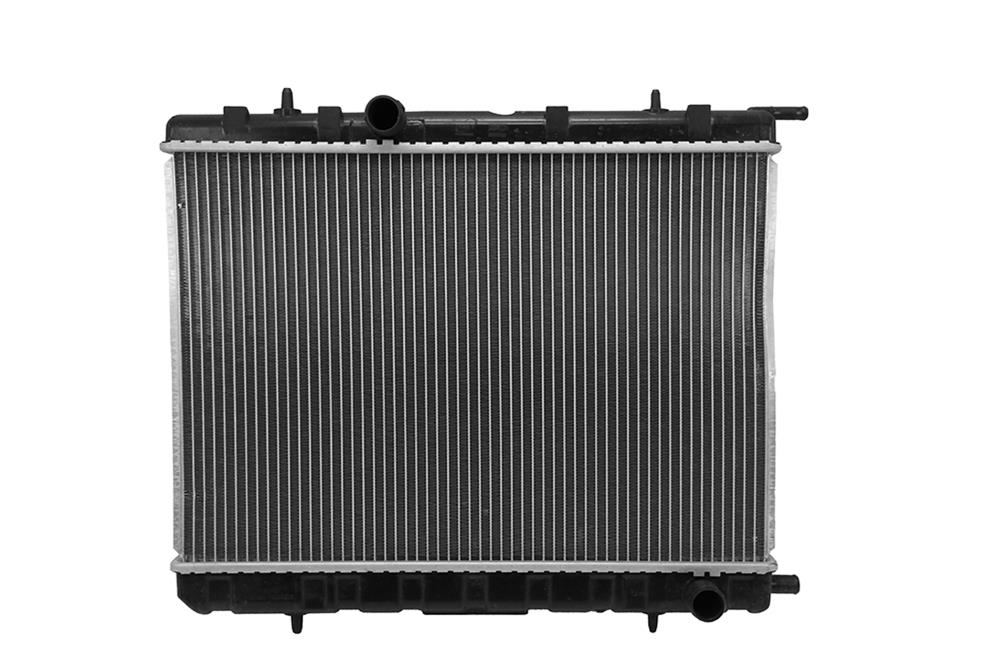 DongFeng Car AEOLUS S30 AT 1.5 Radiateur en aluminium du réservoir d'eau