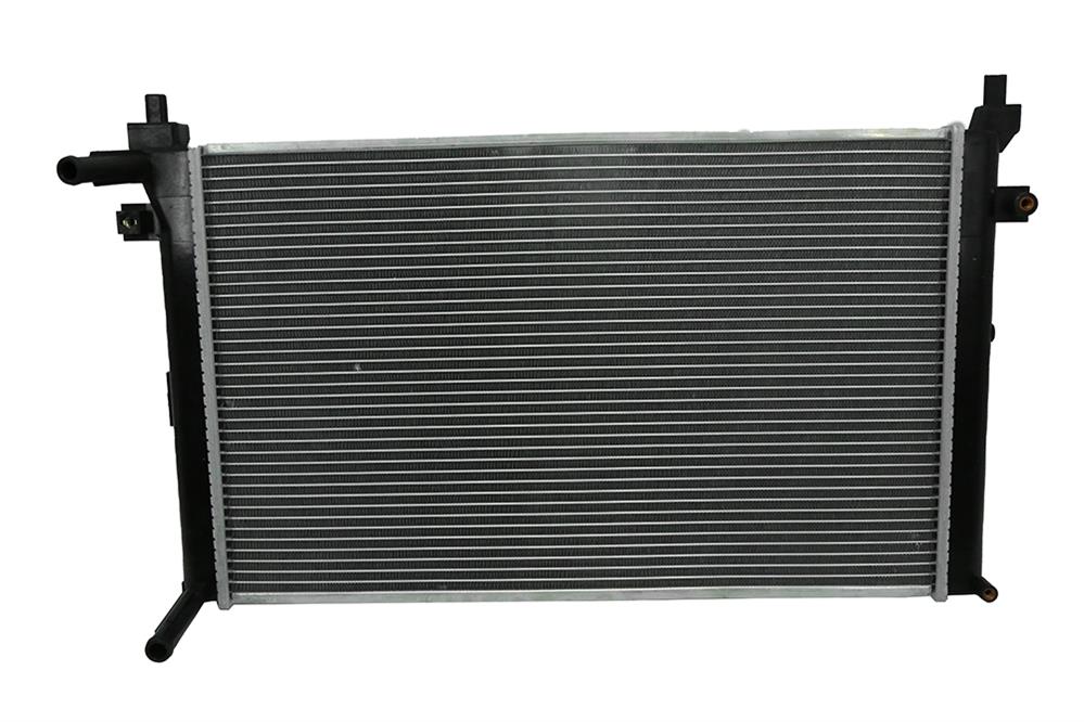 TA-1301200A BYD voiture BYD Surui radiateur en aluminium basse température du réservoir d'eau